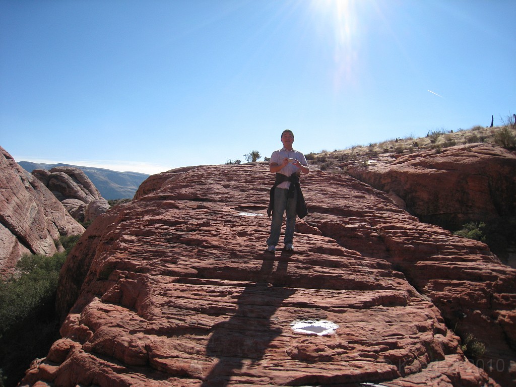Las Vegas 2010 - Red Rock 0501.JPG - The 2010 Las Vegas Fire - Ice and Sweat Tour. Half Marathon, Red Rock Canyon, Casinos, Valley of Fire.... and buffets!